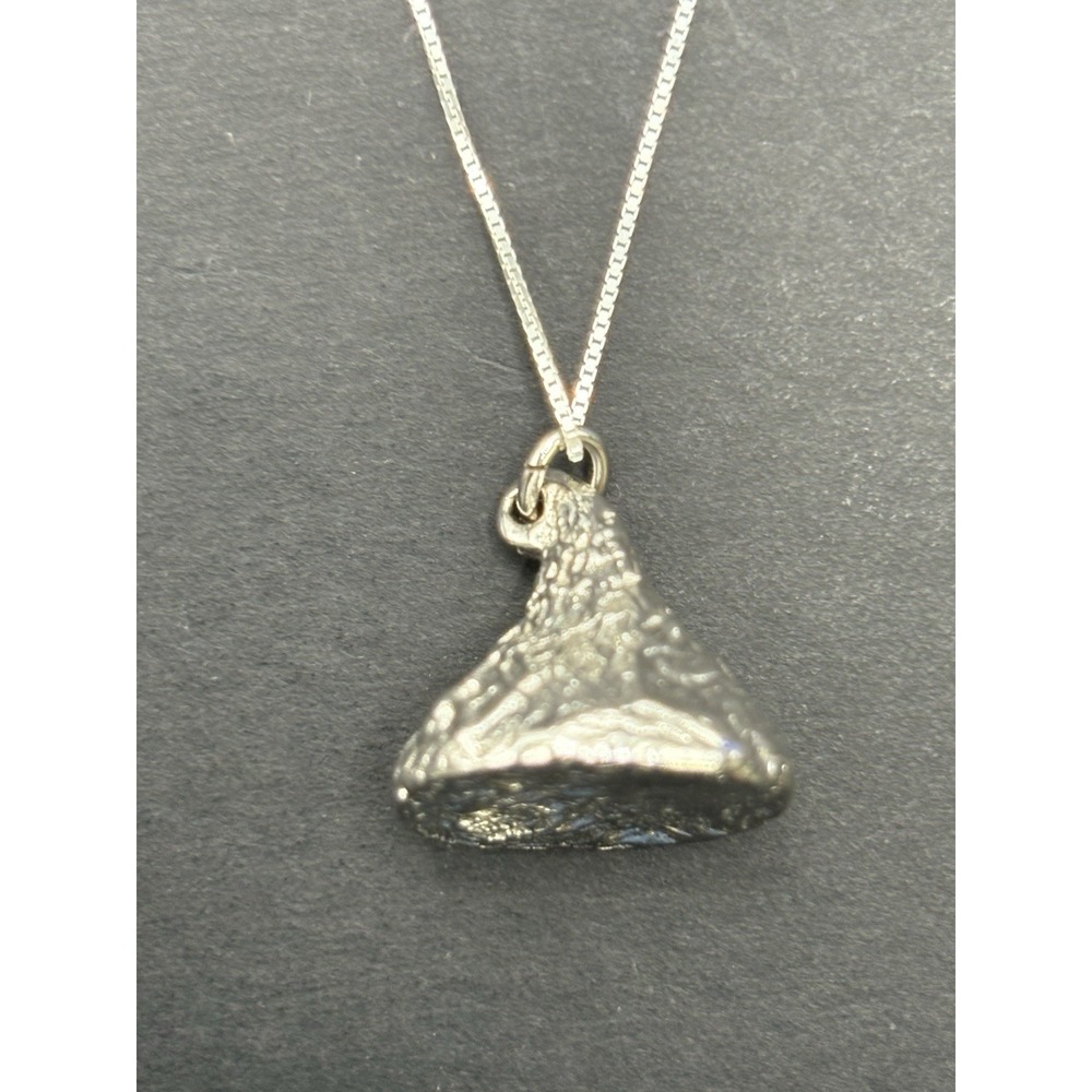 Vintage 18" Sterling Silver Hershey Kiss Pendant Necklace 14 Grams G14
